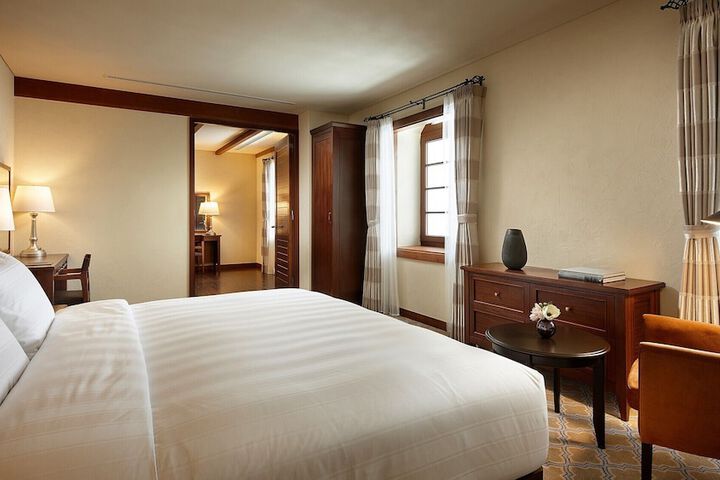 Room 63 of 223