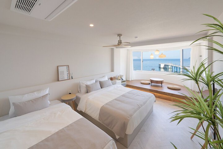 Room 4 of 41