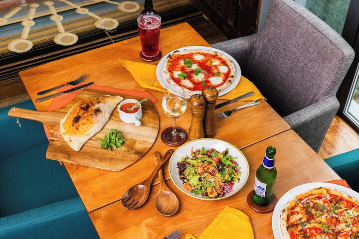 Dining 79 of 147