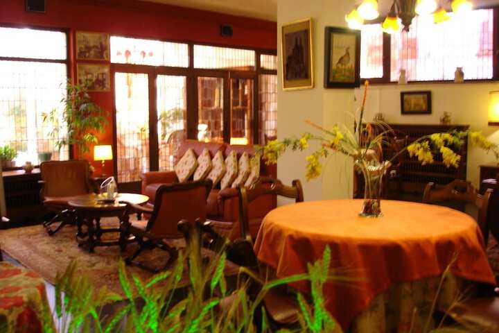 Dining Photos