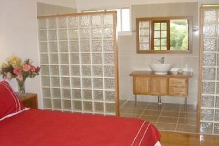 Room 5 of 29