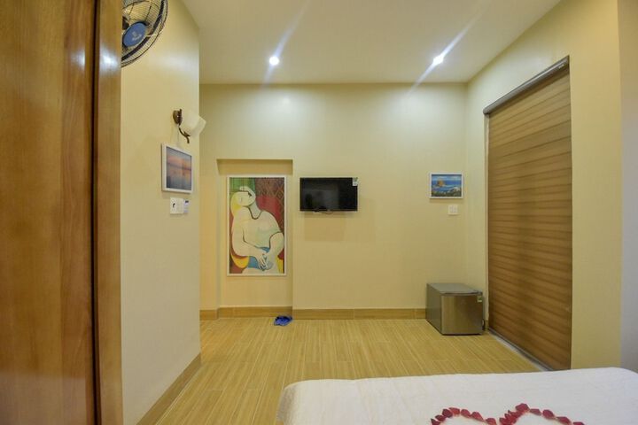 Room 27 of 41
