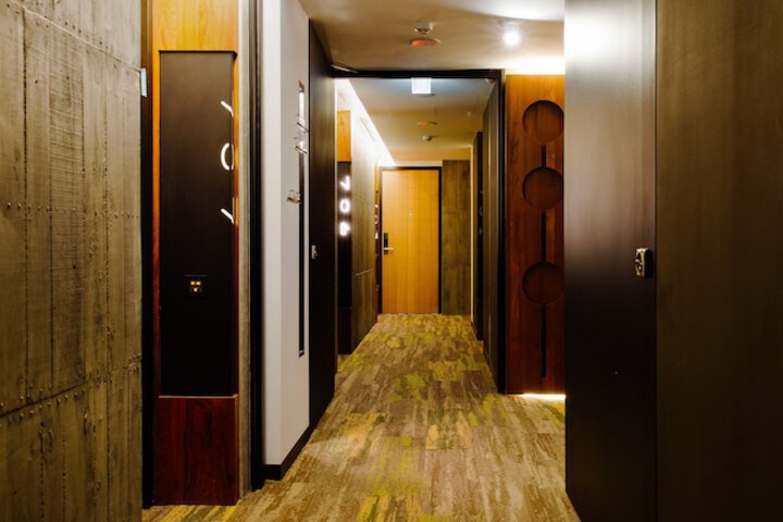Ballroom/Hall 60 of 68