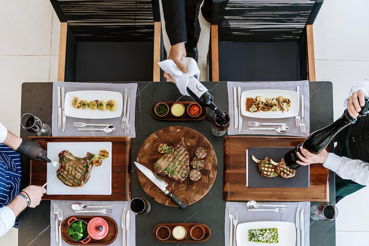 Dining 87 of 129