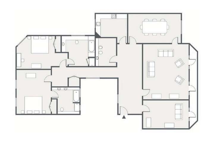 Room 36 of 142
