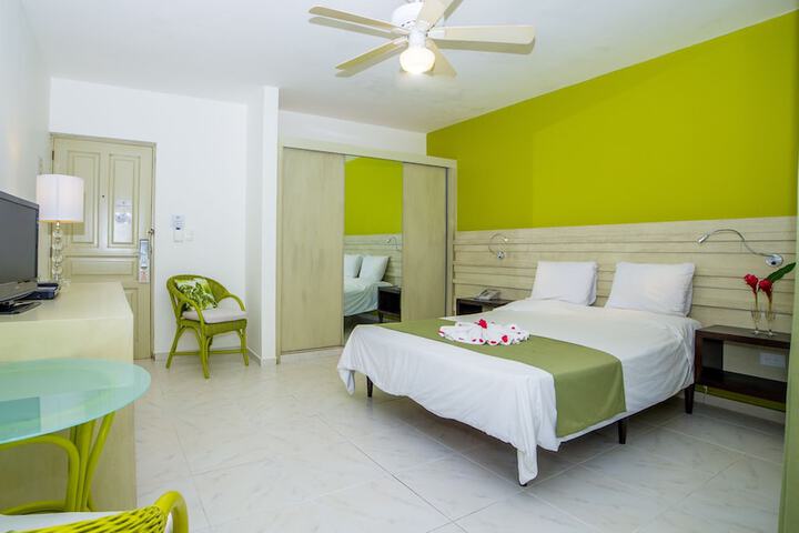 Room 10 of 78