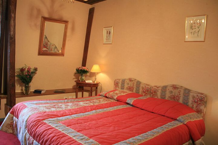 Room 5 of 6