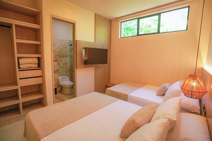 Room 3 of 26