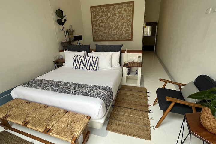 Room 20 of 144
