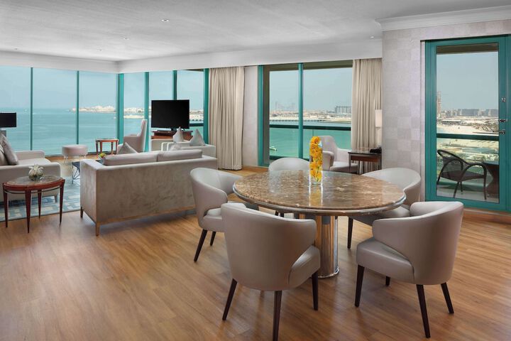 Room 38 of 222