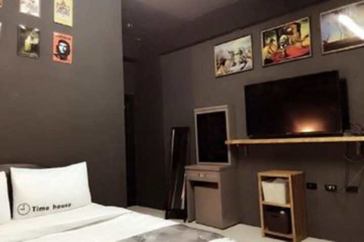 Room 14 of 44