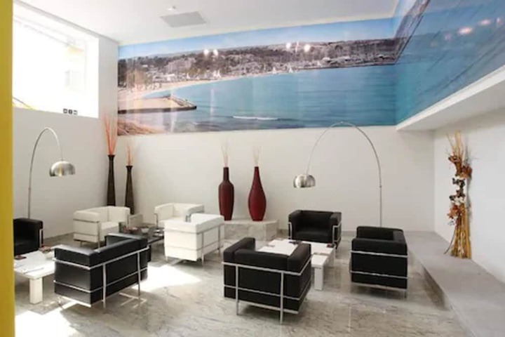 Guest Lobby