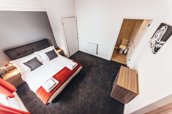 Room 7 of 41