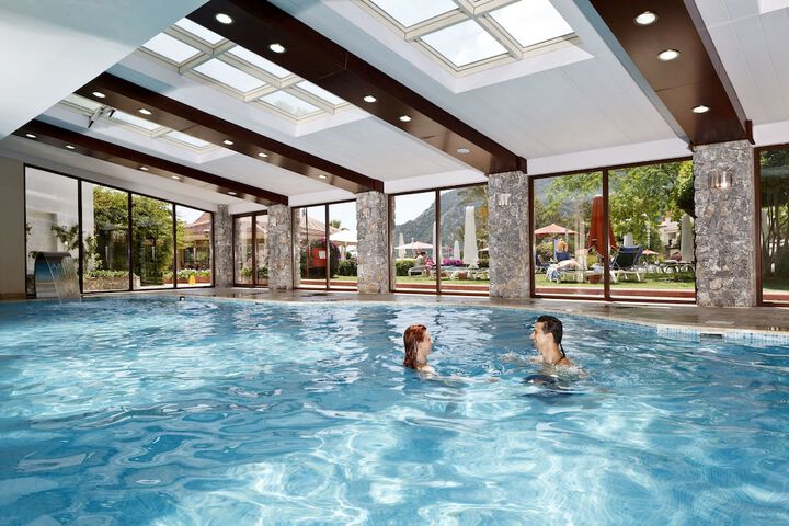 Pool 53 of 142