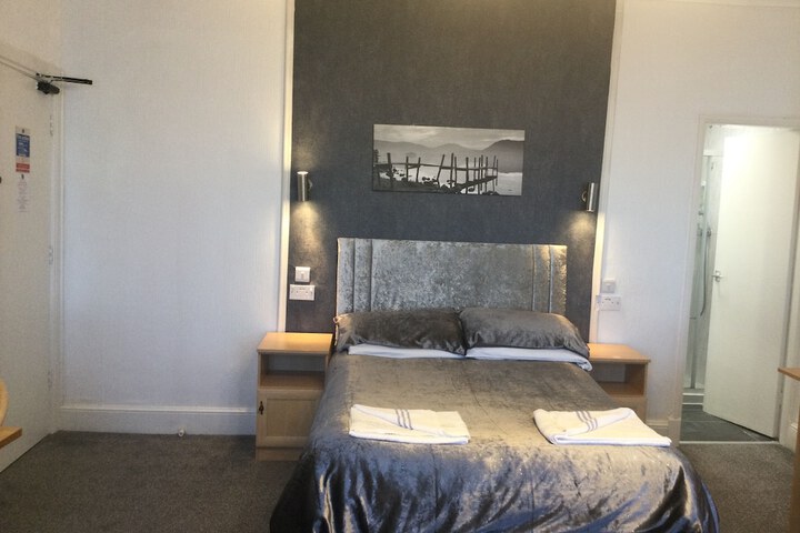 Room 92 of 170