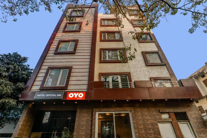 Hotel O by OYO Crystal Near Gomti Riverfront Park