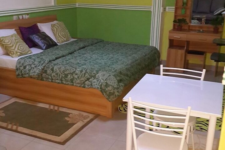 Room 3 of 15