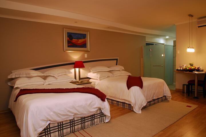 Room 6 of 39