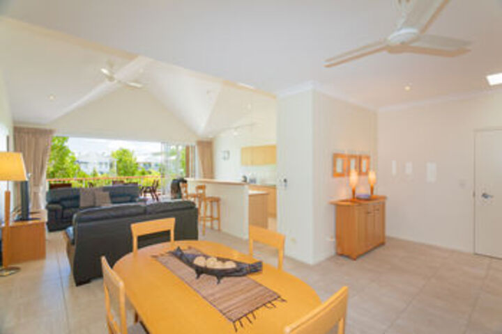 The Noosa Sound Holiday Collection
