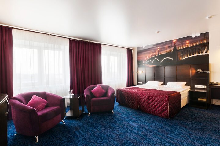 Room 6 of 40