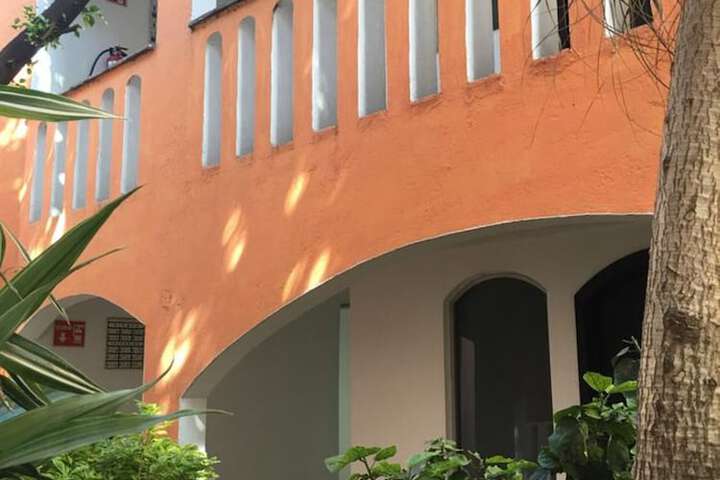 Hotel Exterior 48 of 51