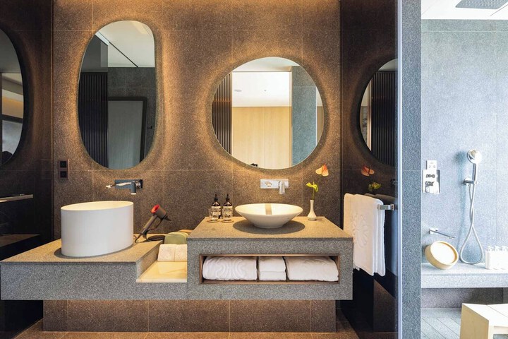 Bath Interior