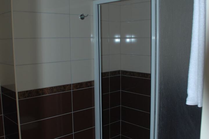 Room 15 of 25