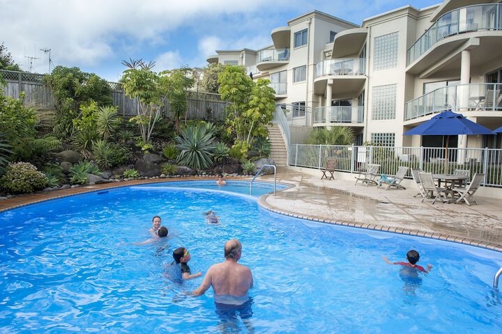 Hotel with Pool