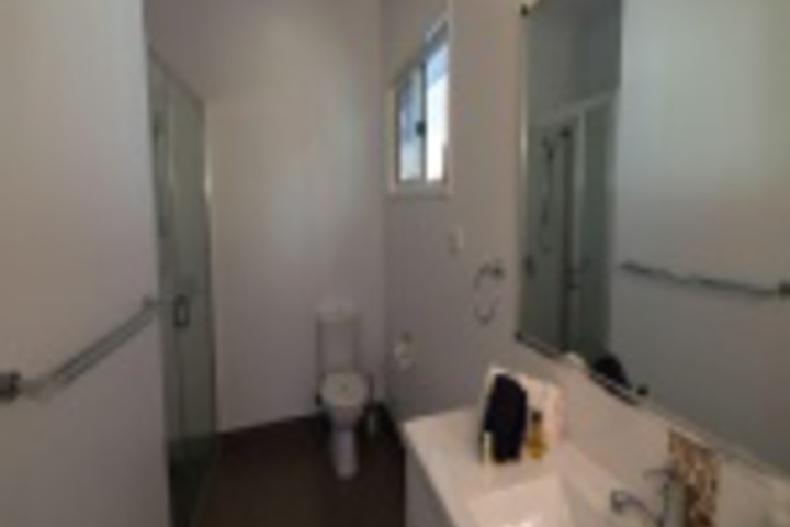 Room 169 of 192