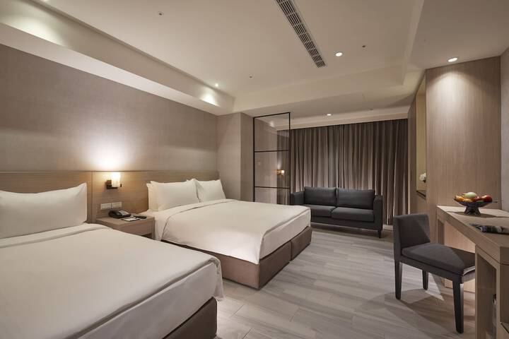 Room 63 of 120