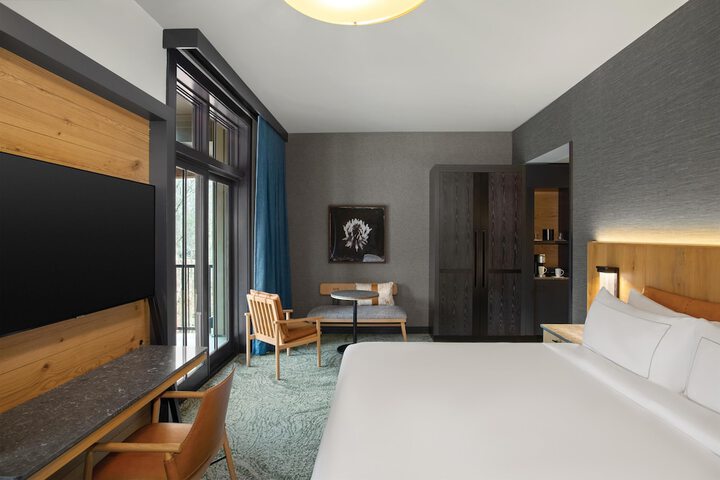 Room 21 of 223