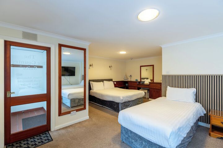 Room 18 of 51