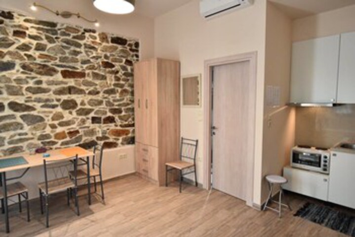 Room 18 of 22