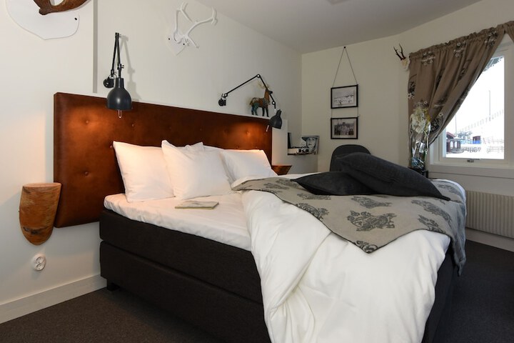 Room 25 of 61