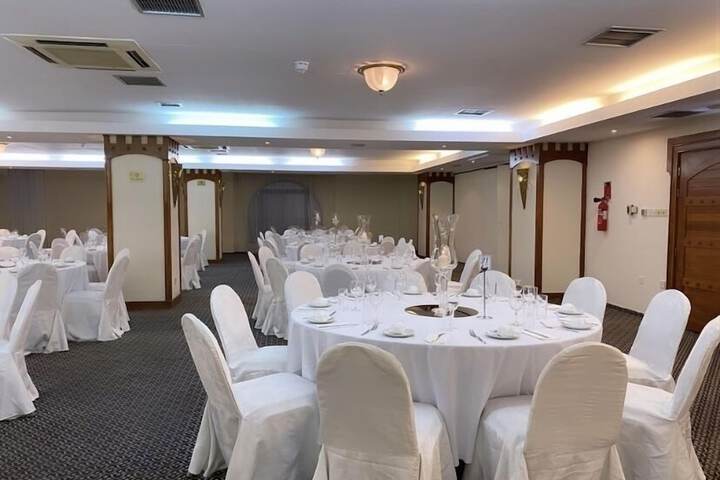 Ballroom/Hall 58 of 65