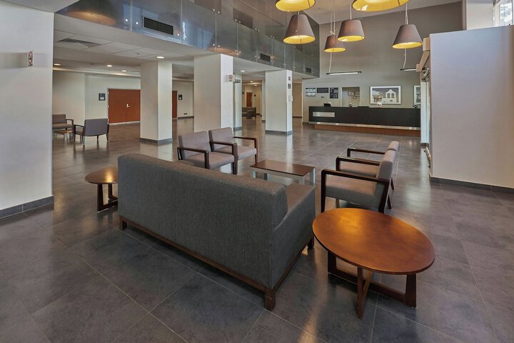 Guest Lobby