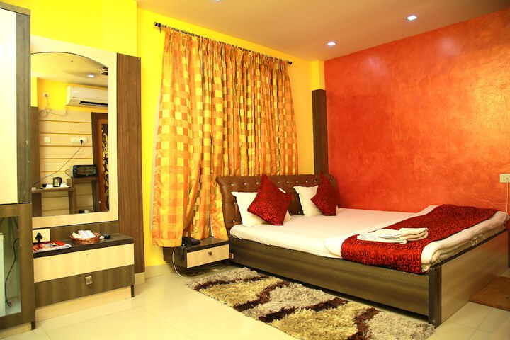 Room 12 of 62