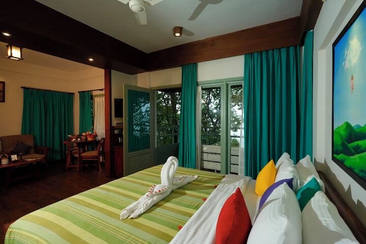 Room 26 of 114