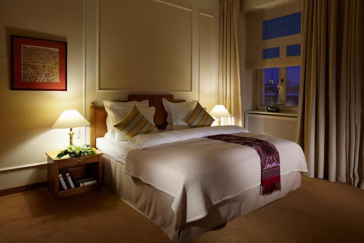 Room 32 of 101