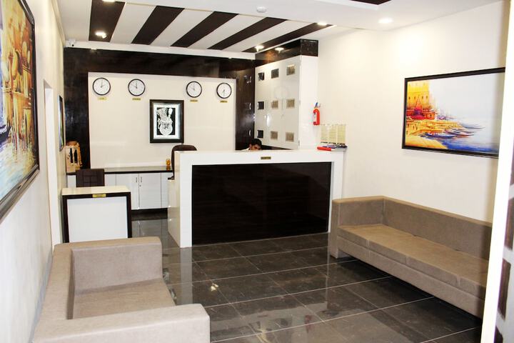 Hotel Interior 5 of 32