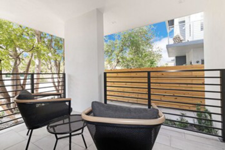 Terrace/Patio 17 of 188