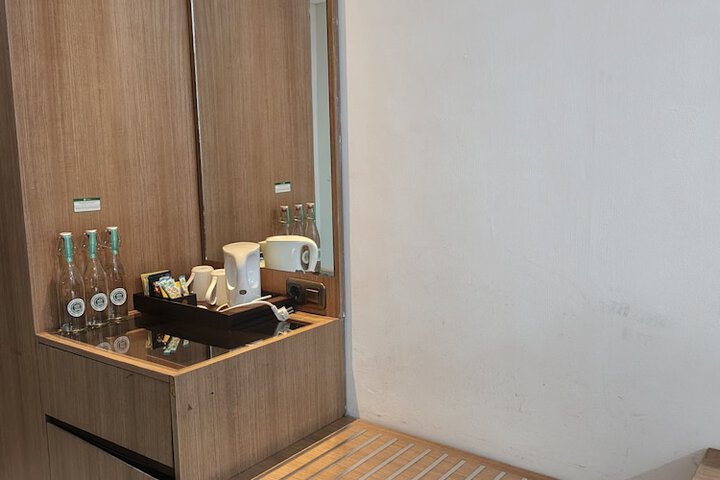 Room 15 of 61