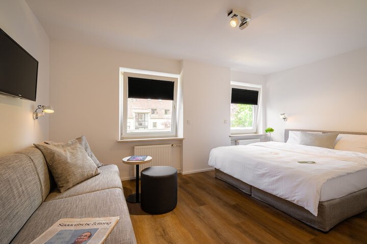 Room 35 of 67
