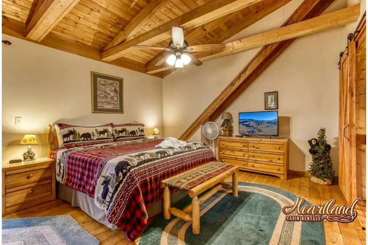 Room 4 of 20