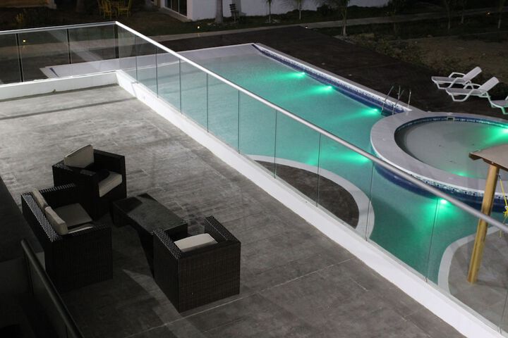 Pool 27 of 74