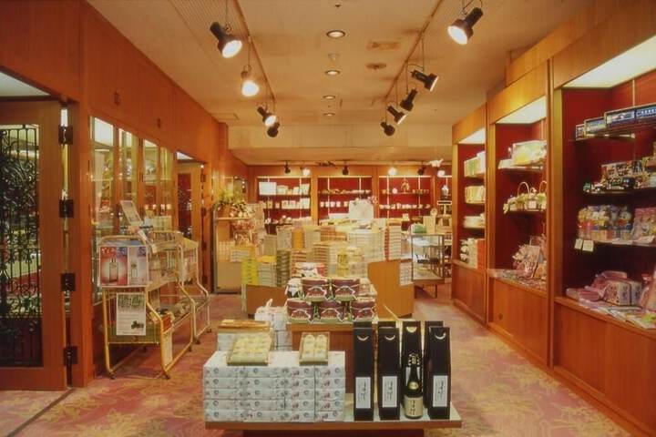 Gift shop