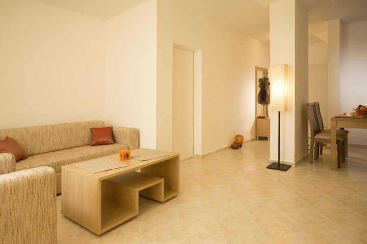 Room 14 of 52