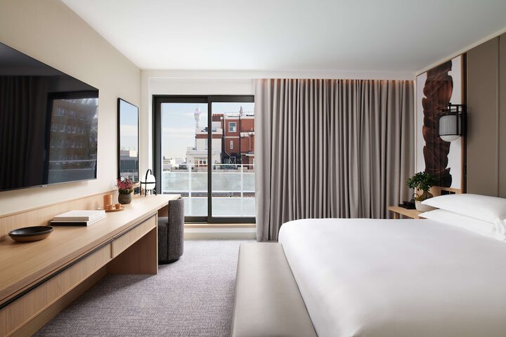 Room 40 of 82