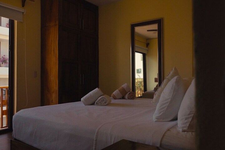 Room 27 of 60