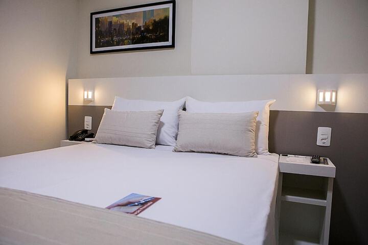 Room 5 of 23